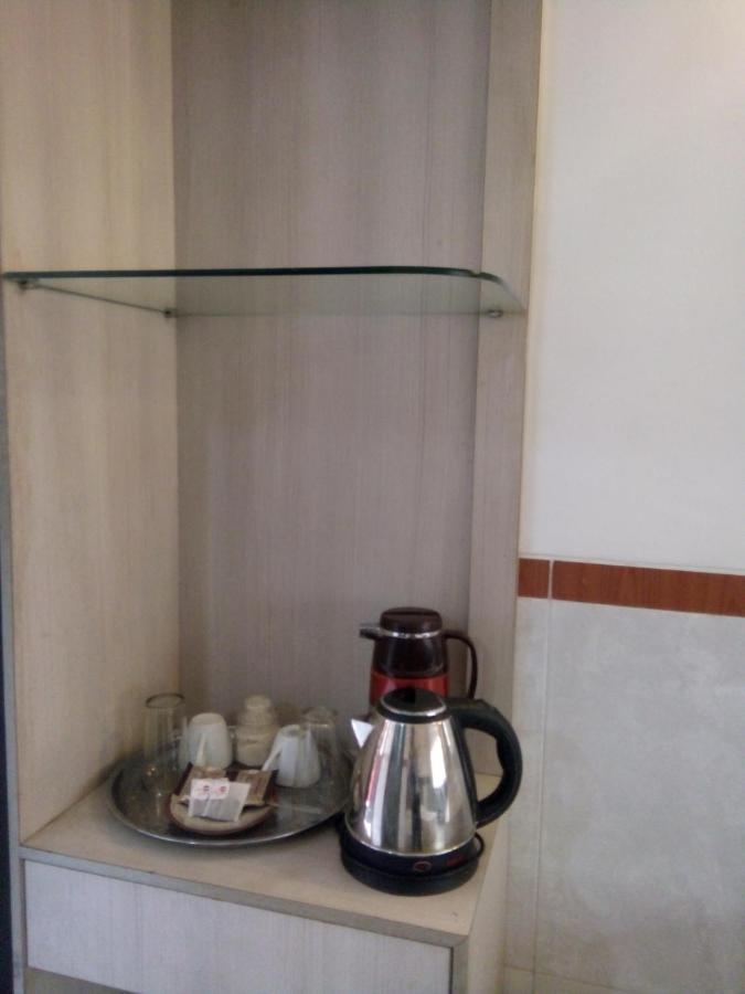 Hotel Surakarta Tulungagung Dış mekan fotoğraf