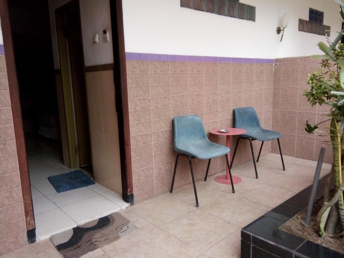 Hotel Surakarta Tulungagung Dış mekan fotoğraf