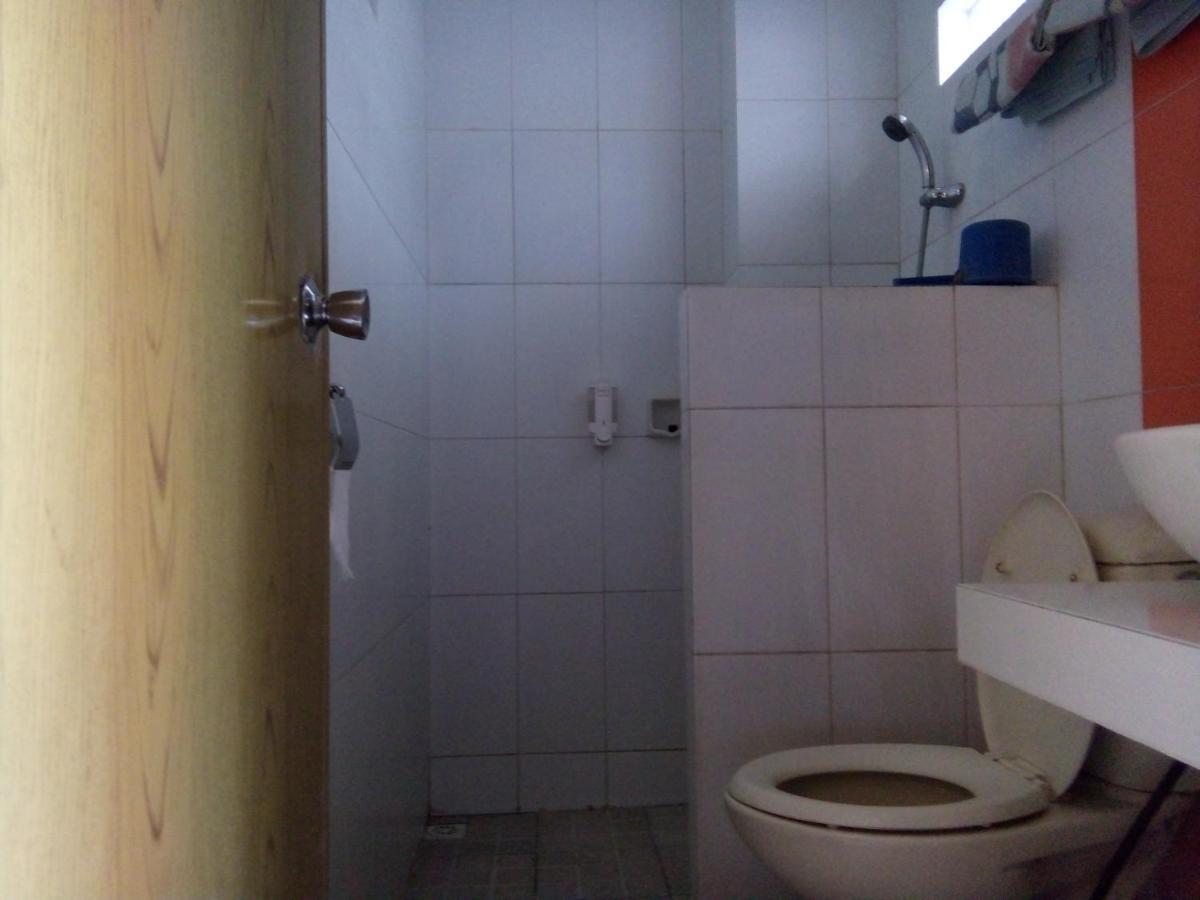 Hotel Surakarta Tulungagung Dış mekan fotoğraf
